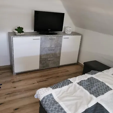 Rosmarie Am Elbradweg * Grodel